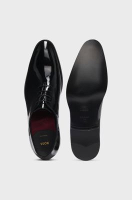 Oxford shoes in patent leather, Black