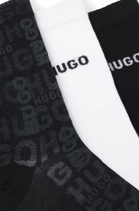 Three-pack of cotton-blend short socks with logos