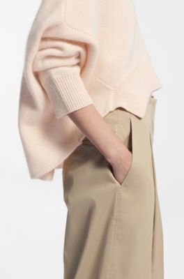 Relaxed-fit sweater in virgin wool and cashmere, light pink