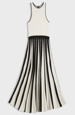 Knitted dress with two-tone pleated skirt, Patterned