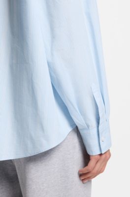 Relaxed fit-blus i randig bomullspoplin, Ljusbl&aring;