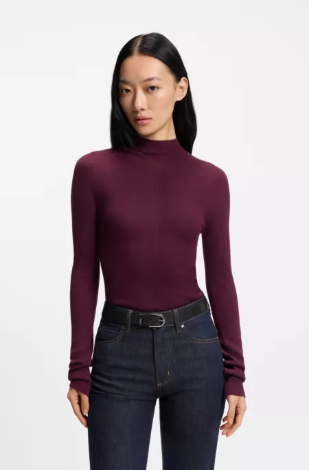 Italian-leather belt with logo keeper