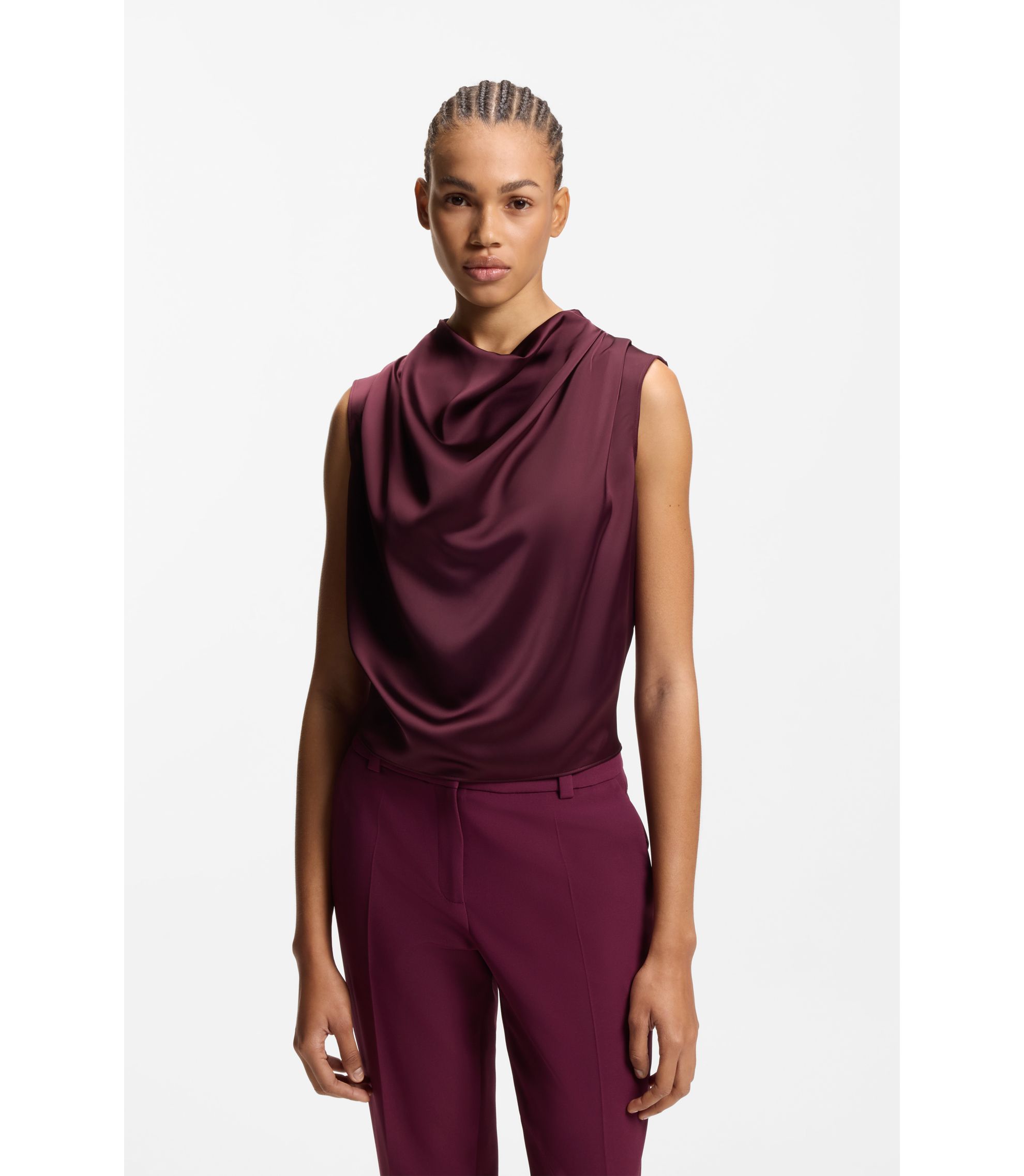 Satin-Top mit drapiertem Ausschnitt