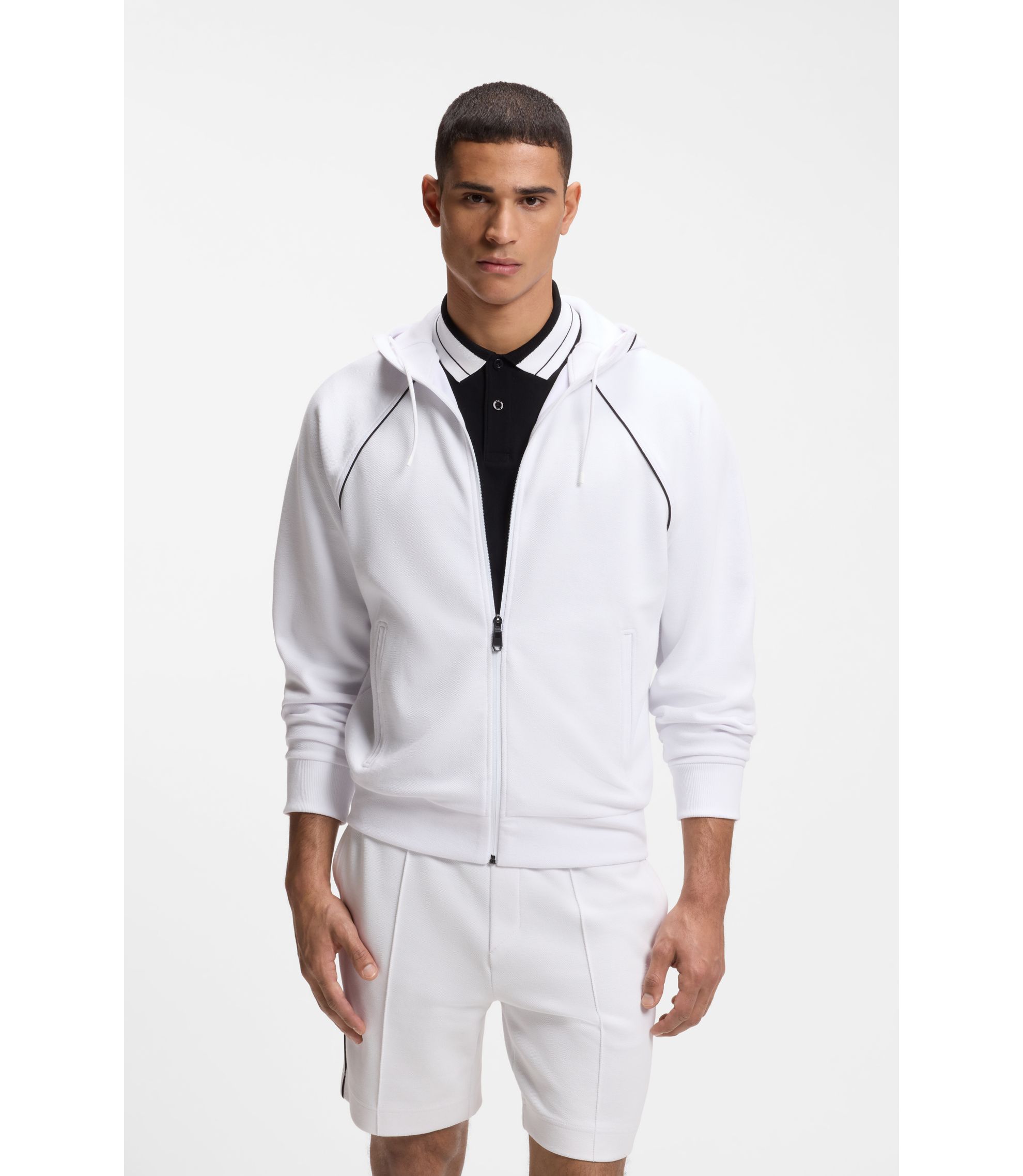 Kapuzenjacke aus Baumwoll-Mix mit Paspeln