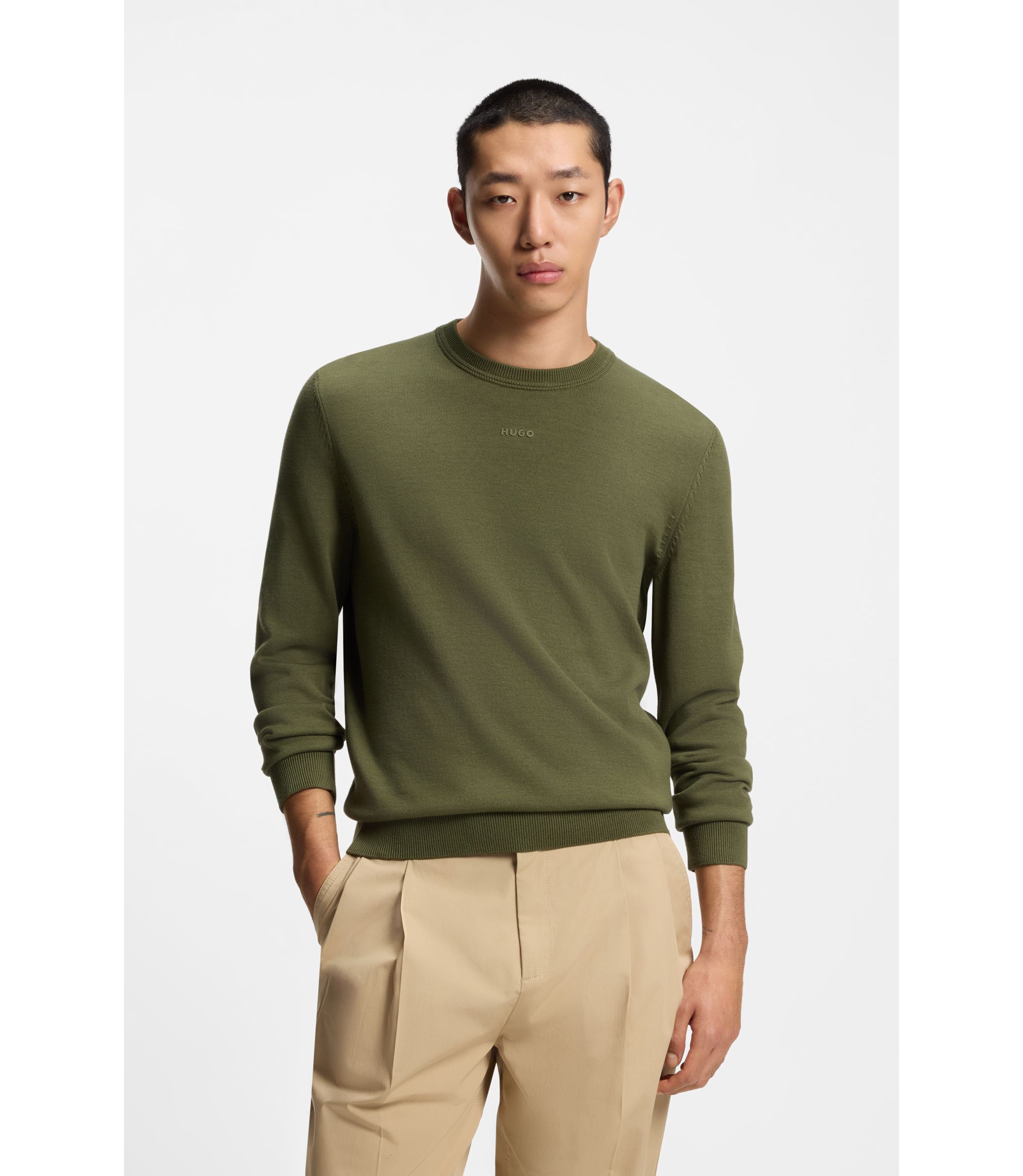 Slim-Fit Pullover aus Baumwolle mit Logo-Detail