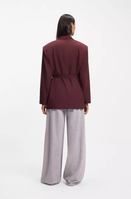 Oversized-fit blazer with belt