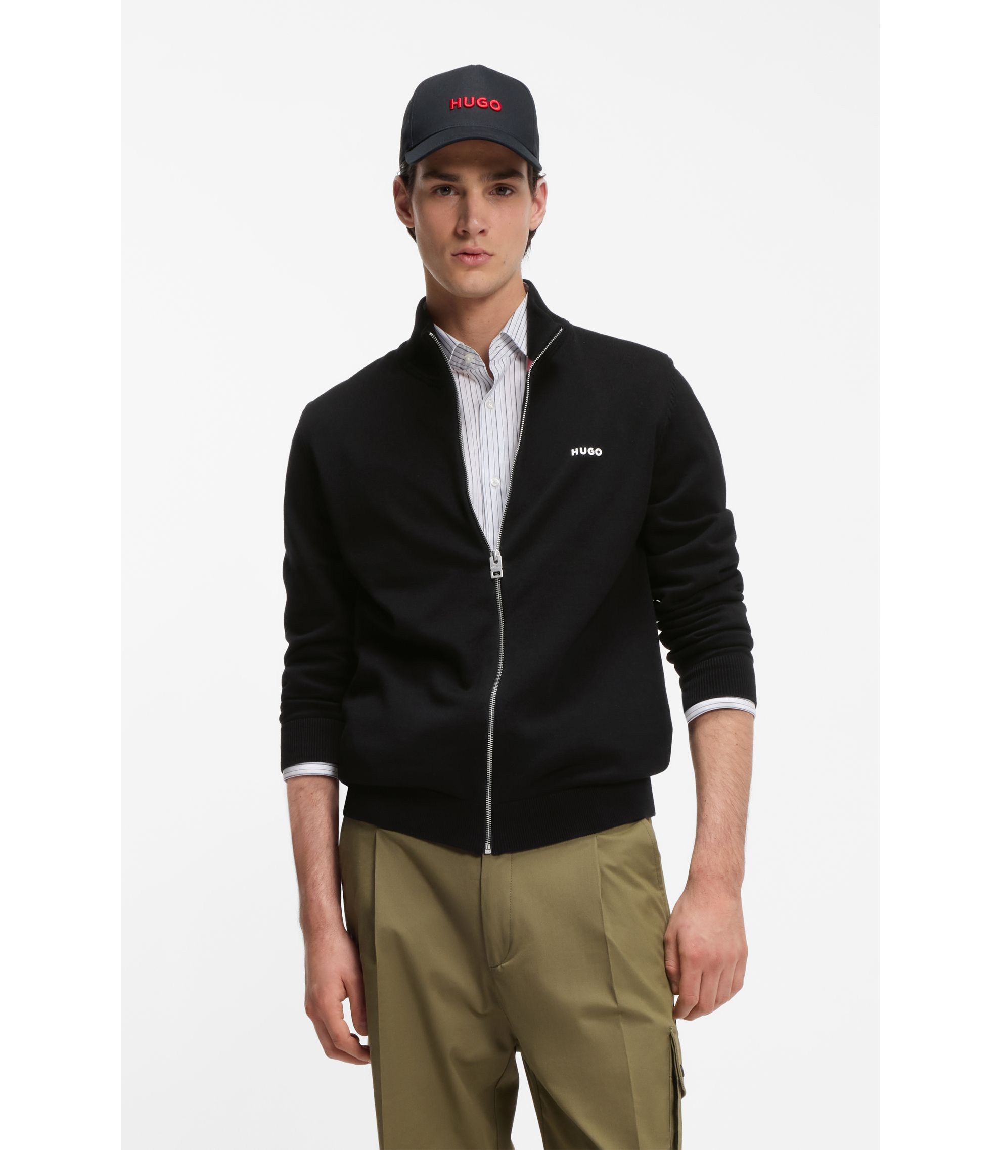 Slim-Fit Strickjacke aus Baumwolle mit Logo-Detail