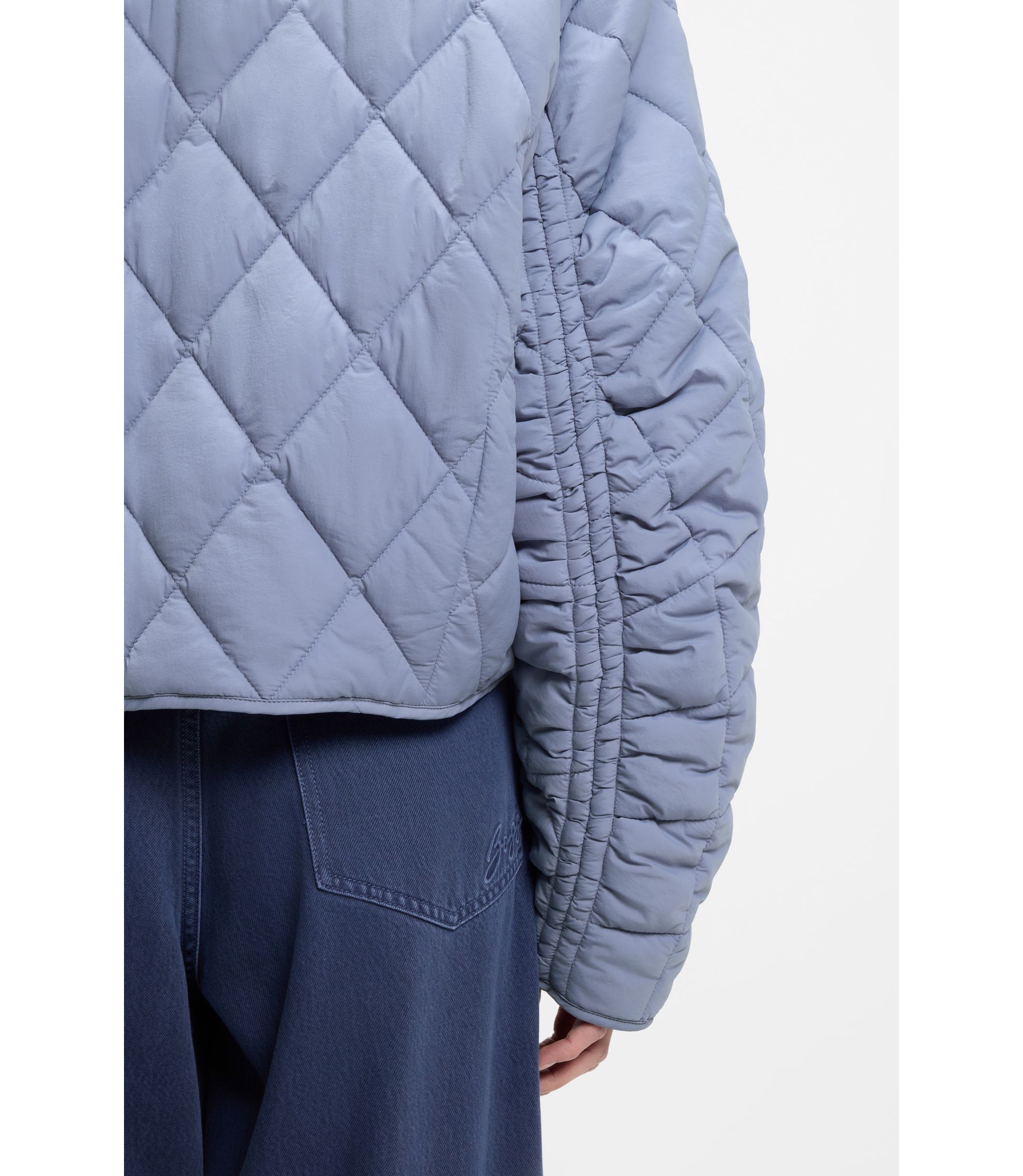 hbeu50553785_431_341?wid=1980&