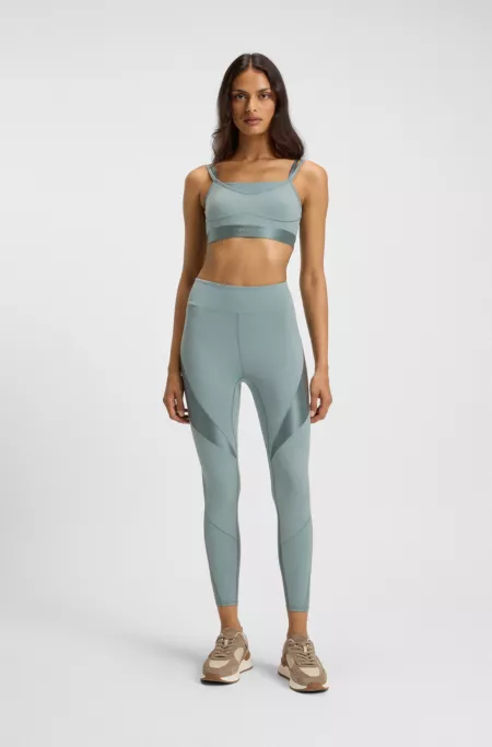 Active leggings with mesh inserts