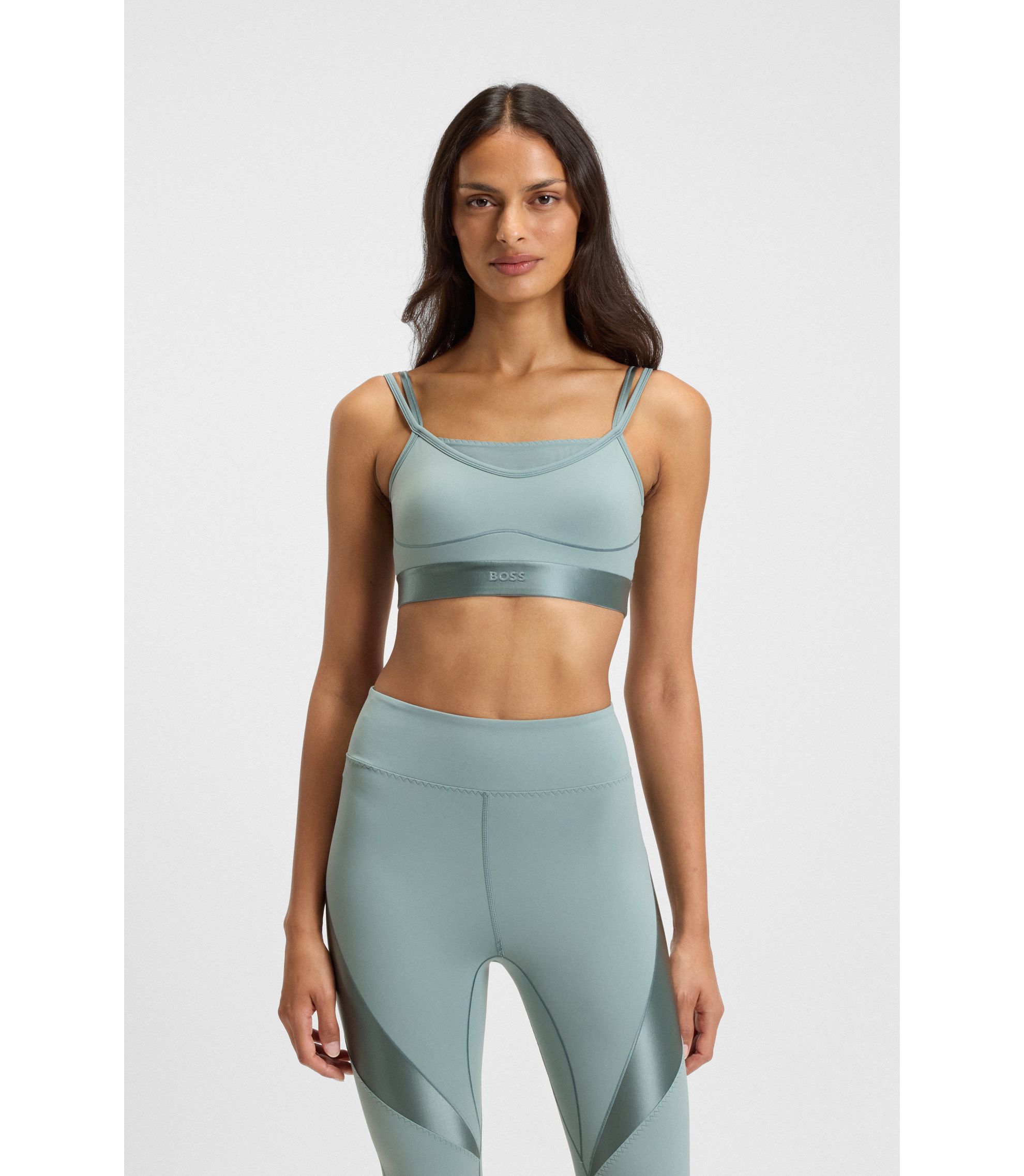 Sportives Top mit Mesh-Einsatz