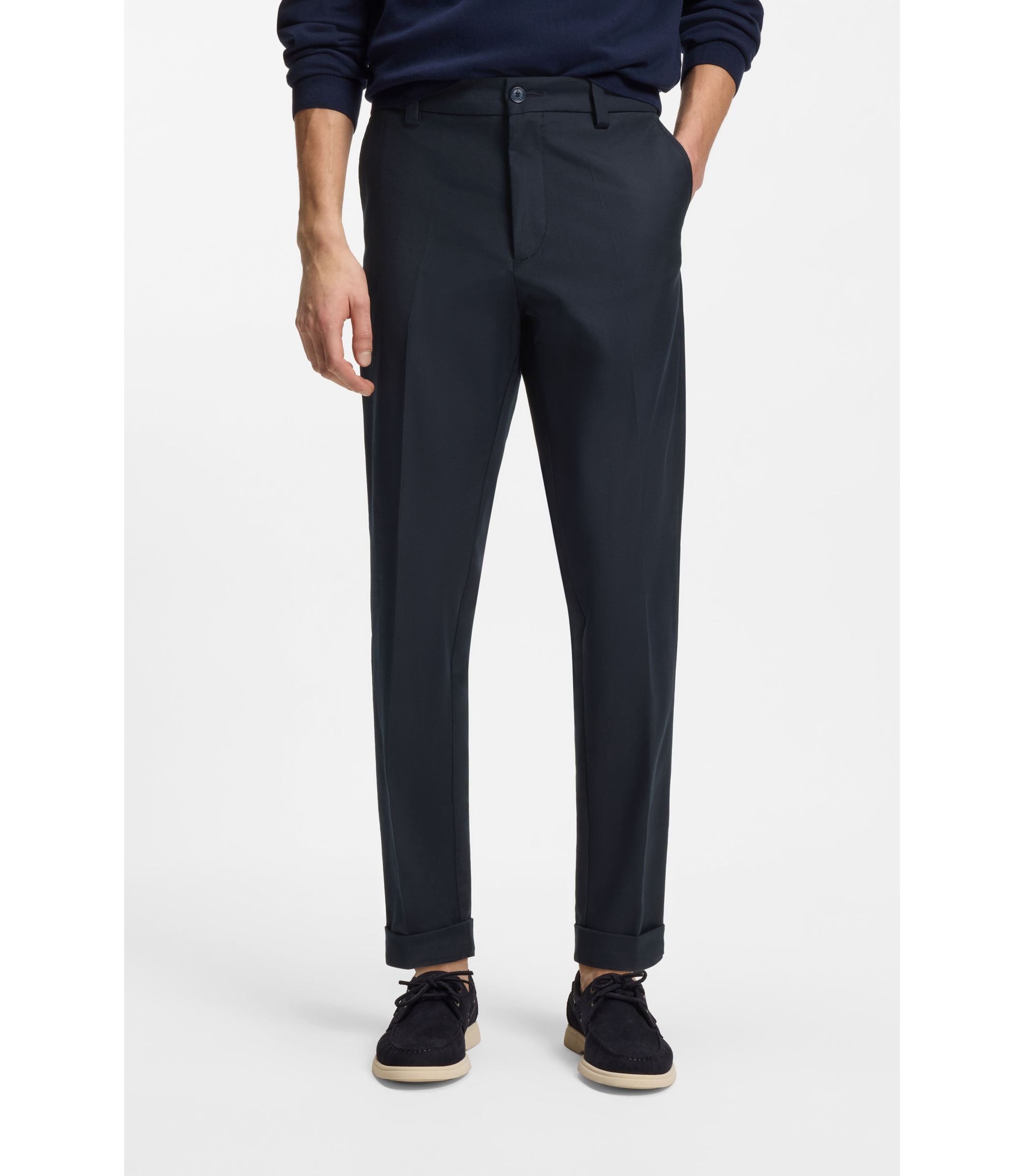 Modern-Fit Hose aus bügelleichtem Baumwoll-Mix mit Twill-Struktur