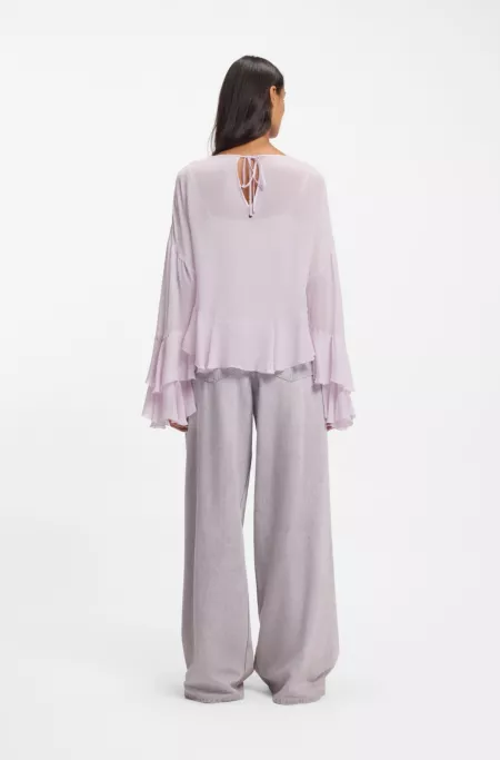 Relaxed-fit ruffled blouse in crepe Georgette seersucker