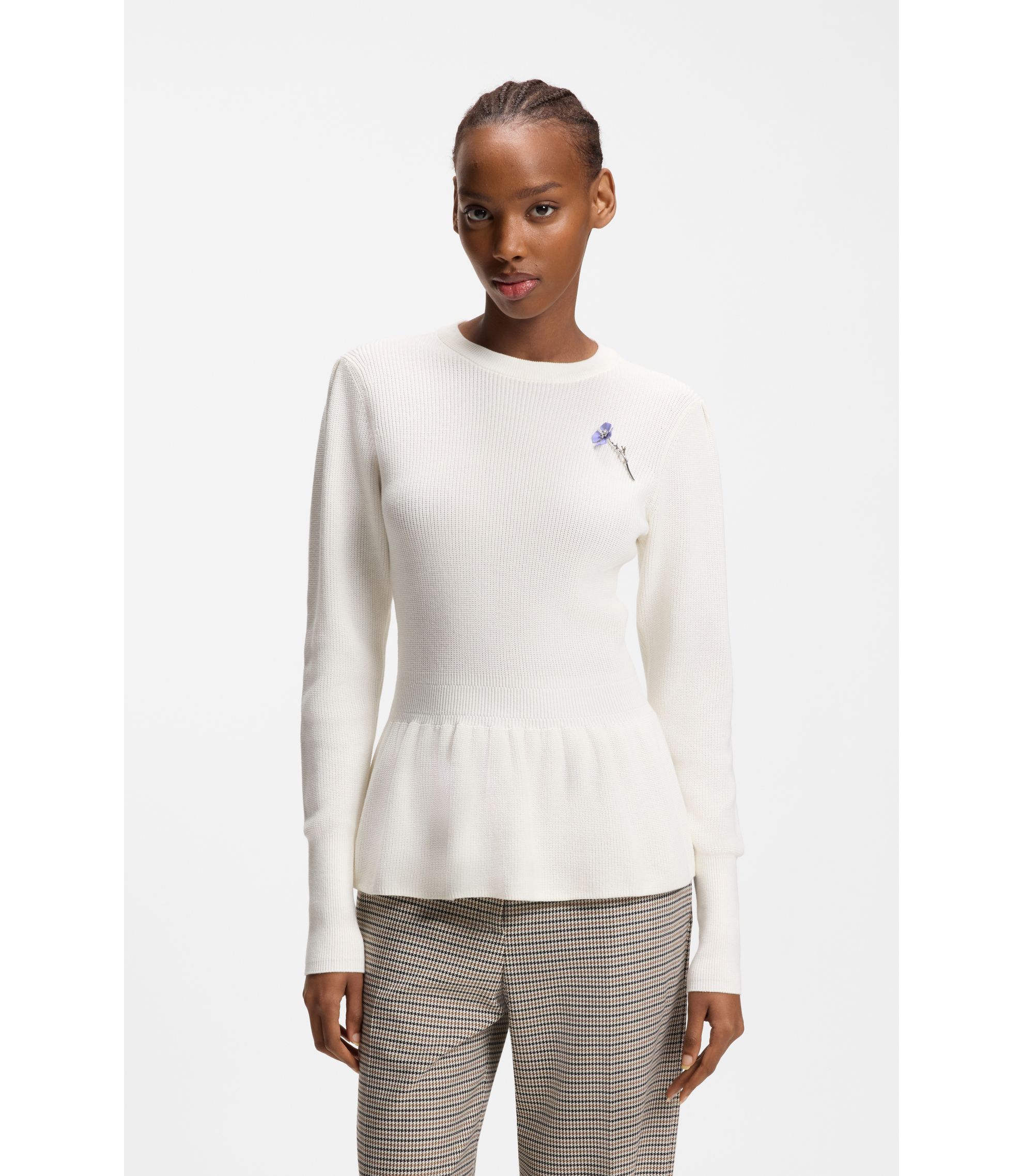 Pullover aus Baumwolle mit abnehmbarer Blumenbrosche