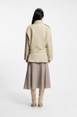 Kurzer Relaxed-Fit Trenchcoat aus Leder, Hellbeige