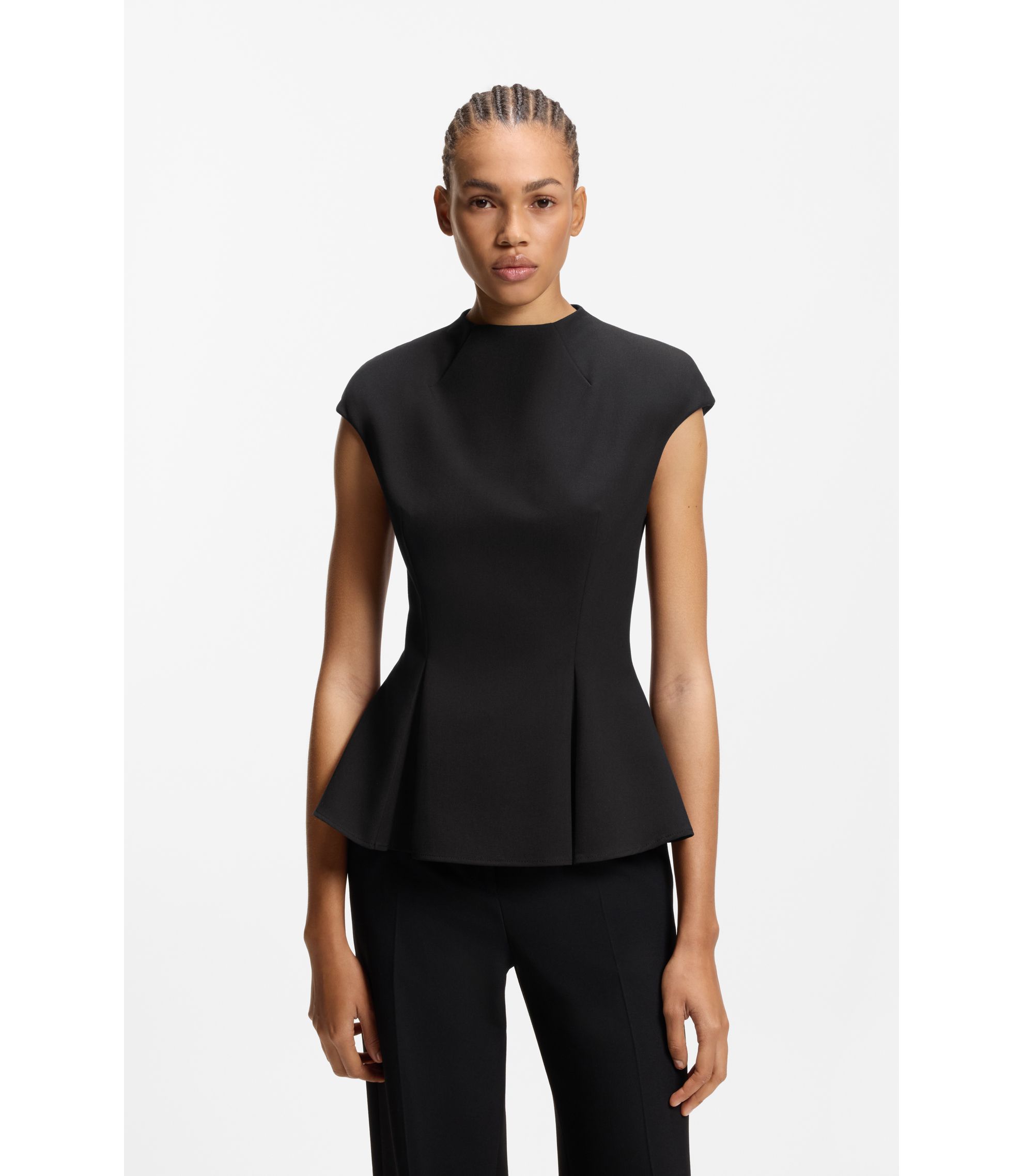 Top mit Schößchen und Falten-Details