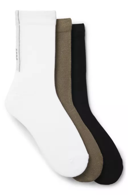 Three-pack of regular-length socks with structured tape