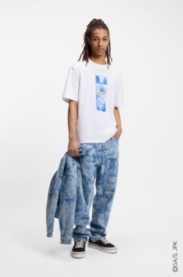 HUGO x Jujutsu Kaisen baggy jeans with character print, Blue