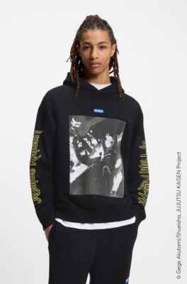 HUGO x Jujutsu Kaisen-hoodie bedrukt met Yuji en Megumi, Zwart