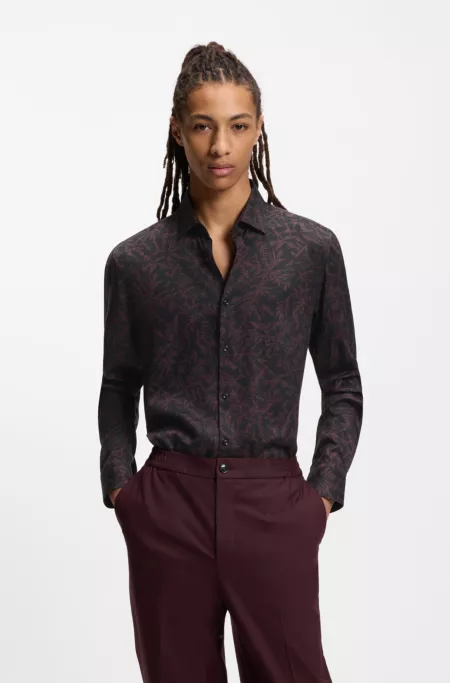 Slim-fit shirt in printed satin