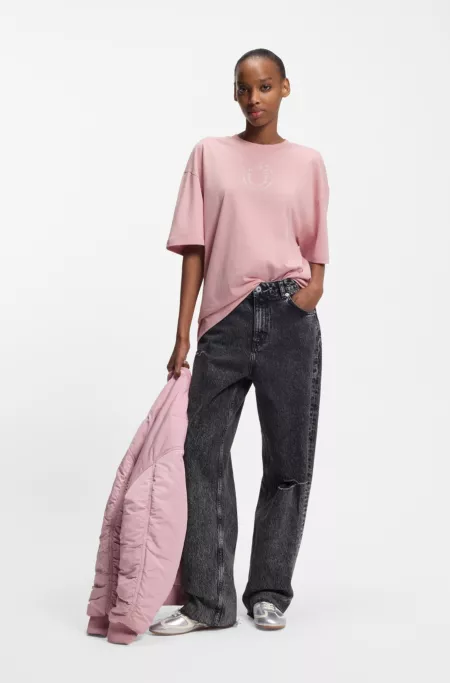 Oversized T-Shirt aus Baumwolle mit Happy HUGO Logo aus Strass