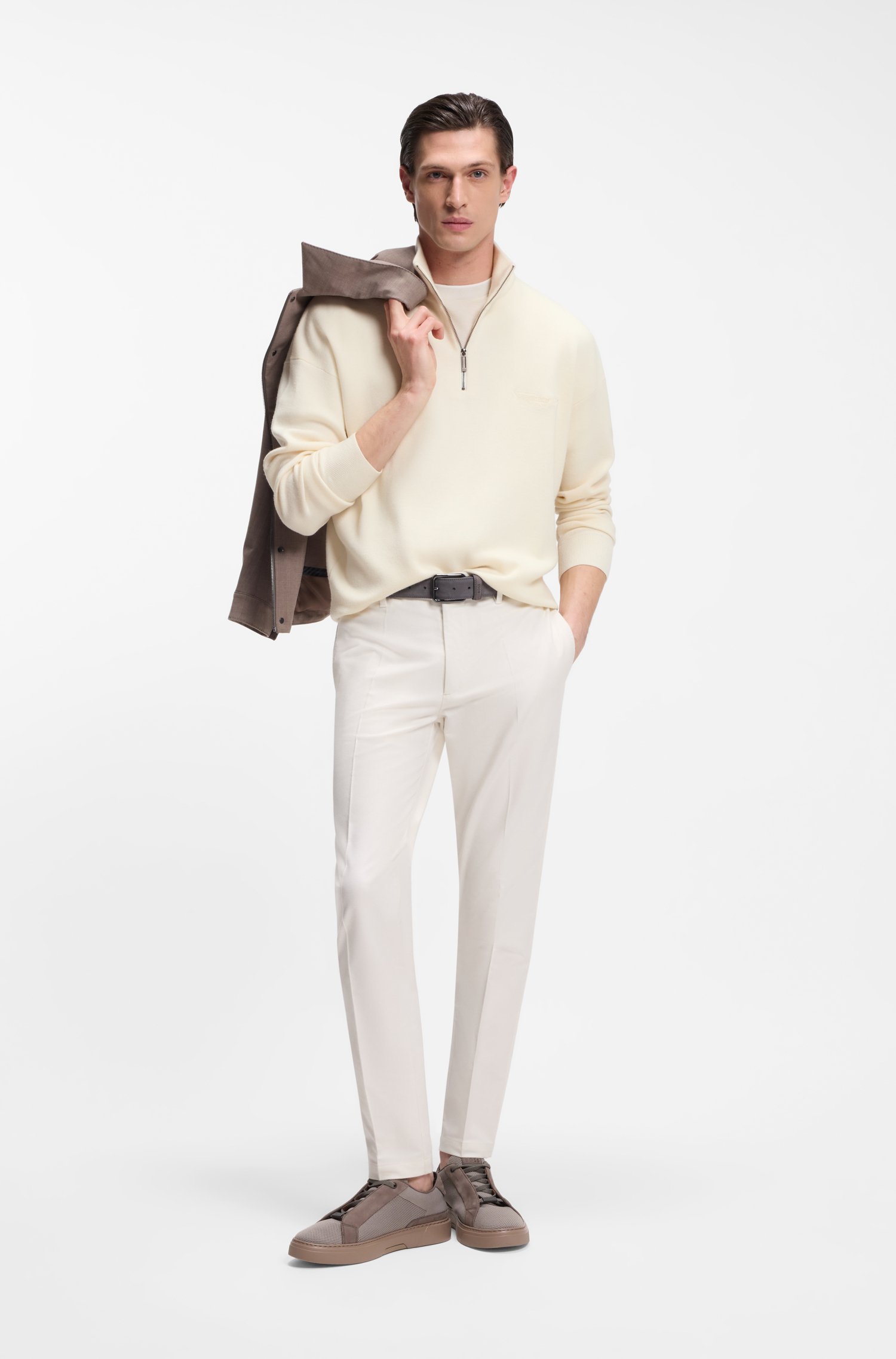 Boss x ASTON MARTIN zip-neck sweater in virgin wool stickade tröjor herr – bild 2