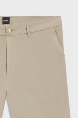 Modern fit-shorts i bomullstwill med stretch, Ljusbeige