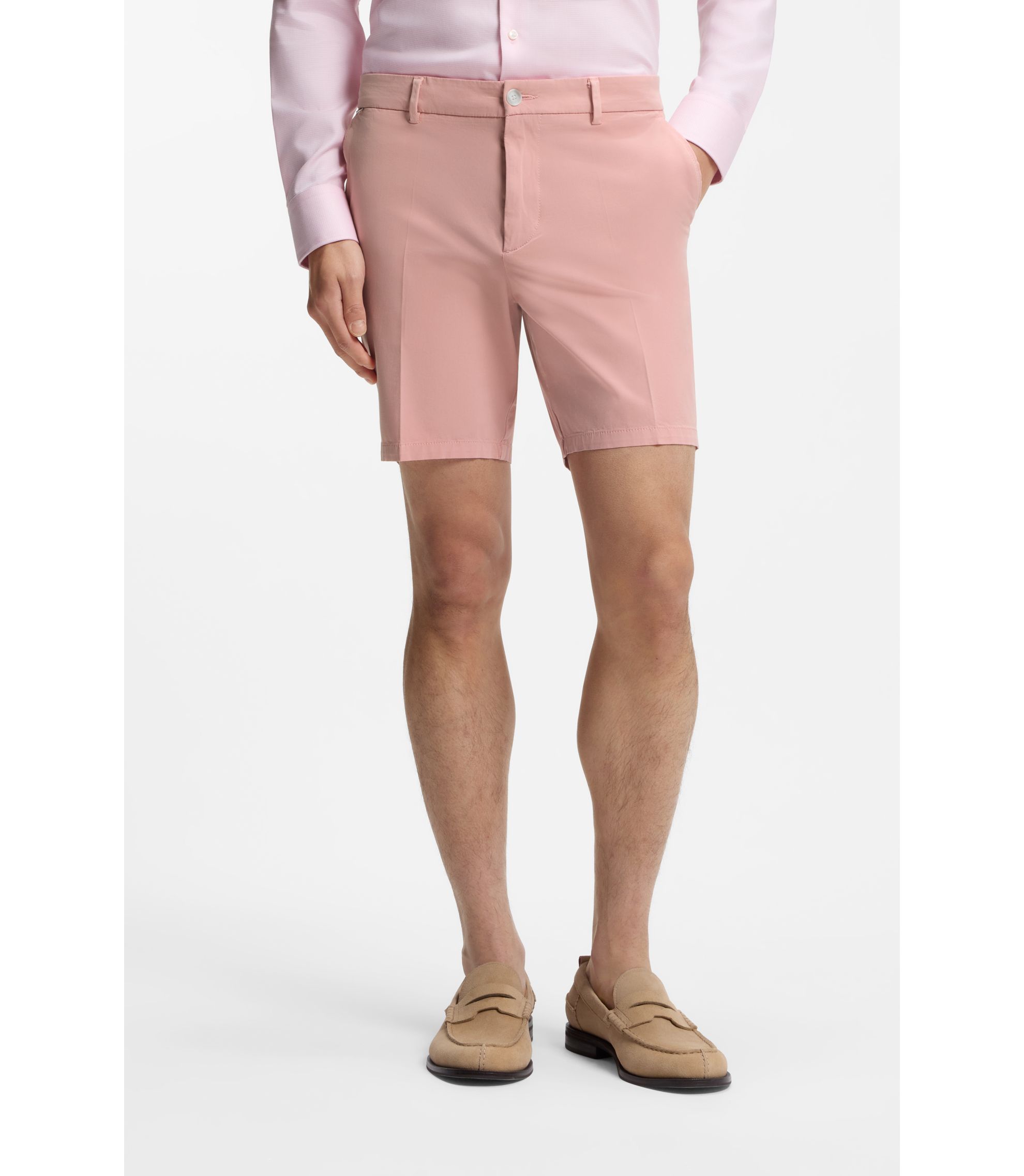 Modern-Fit Shorts aus Stretch-Baumwolle mit Twill-Struktur