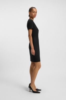 Vestido slim fit en lana virgen, Negro
