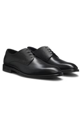 Derby shoes in smooth and textured leather 1