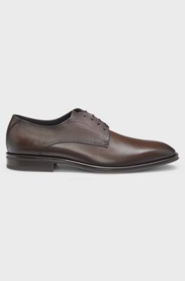 Derby shoes in smooth and textured leather, Dark Brown