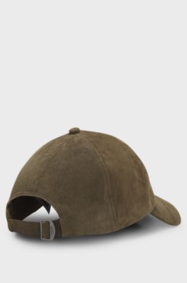 Suede cap with metal logo, Dark Green