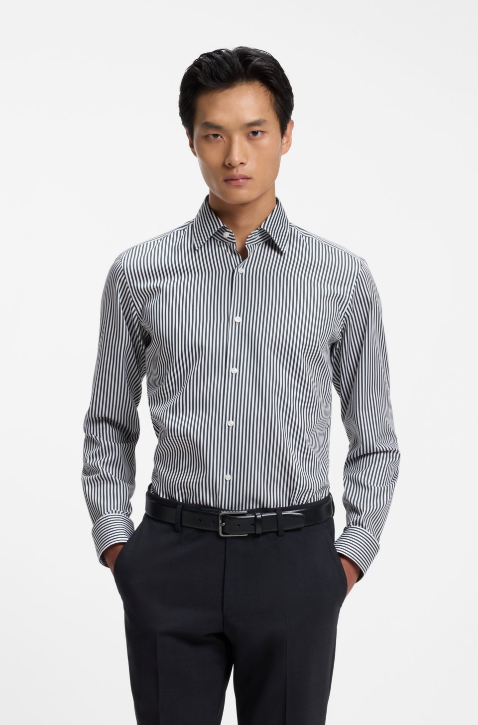 Regular-fit shirt in striped easy-iron cotton
