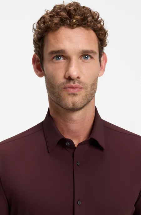 Slim-fit stretch shirt