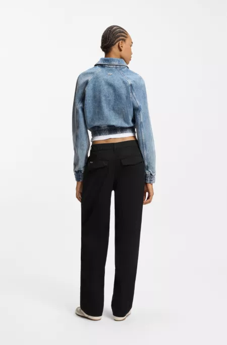 Pantalon coupe décontractée en twill de coton stretch