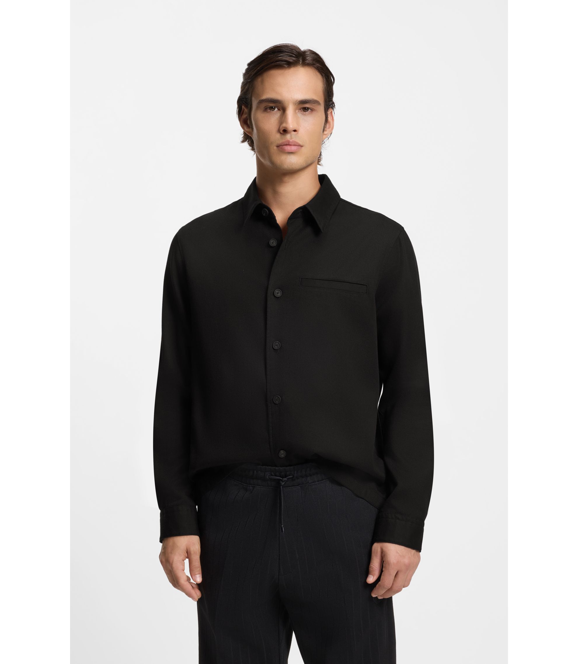 Oversized Overshirt aus softem Twill mit Seitentaschen