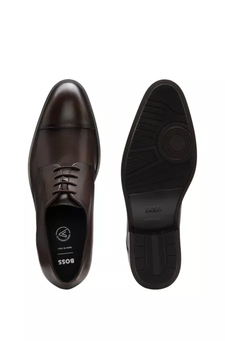 Leather Derby shoes with cap toe
