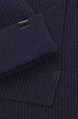 Coffret cadeau compos&eacute; d'un chapeau et d'une &eacute;charpe, Bleu fonc&eacute;