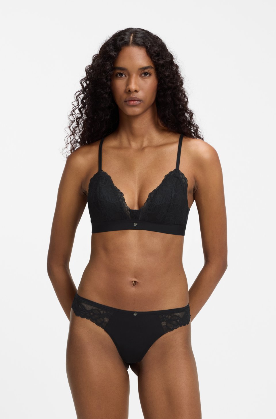 Premium lace bralette with mesh pleating