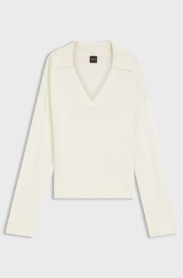 Entspannter Pullover mit offenem Kragen, Wei&szlig;