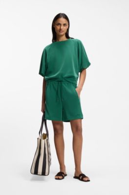 Modal-blend shorts with dividing seams, Green