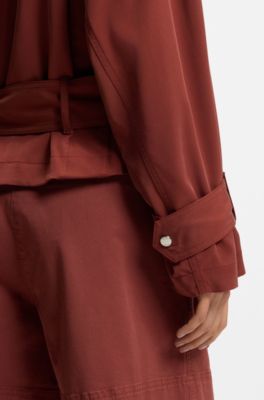 Kortere trenchcoat met ceintuur, Donkerrood