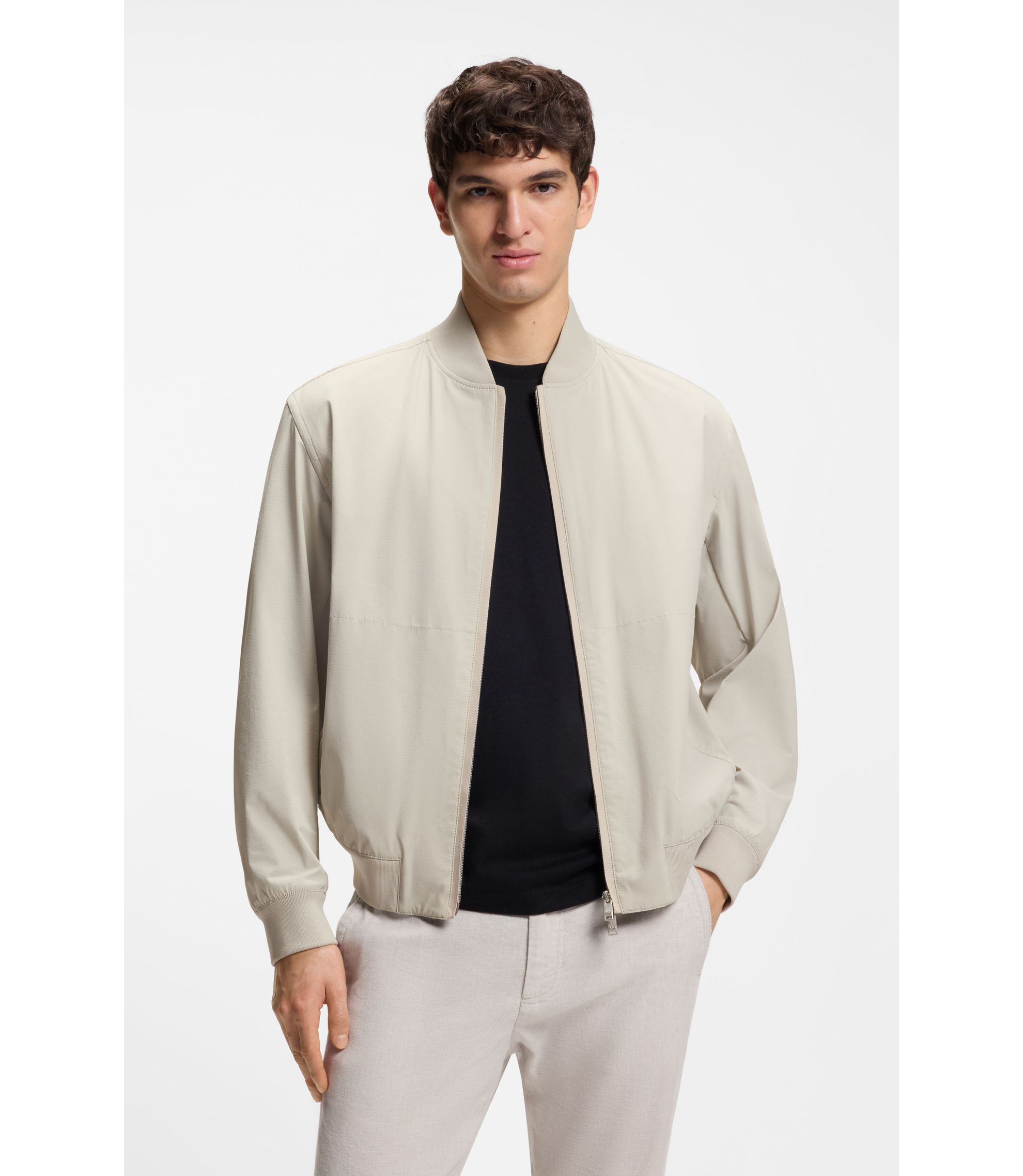 Regular-Fit Softshell-Jacke aus Vier-Wege-Stretch