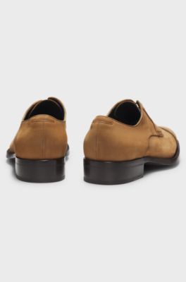 Derby shoes in suede with stitched details, Brown
