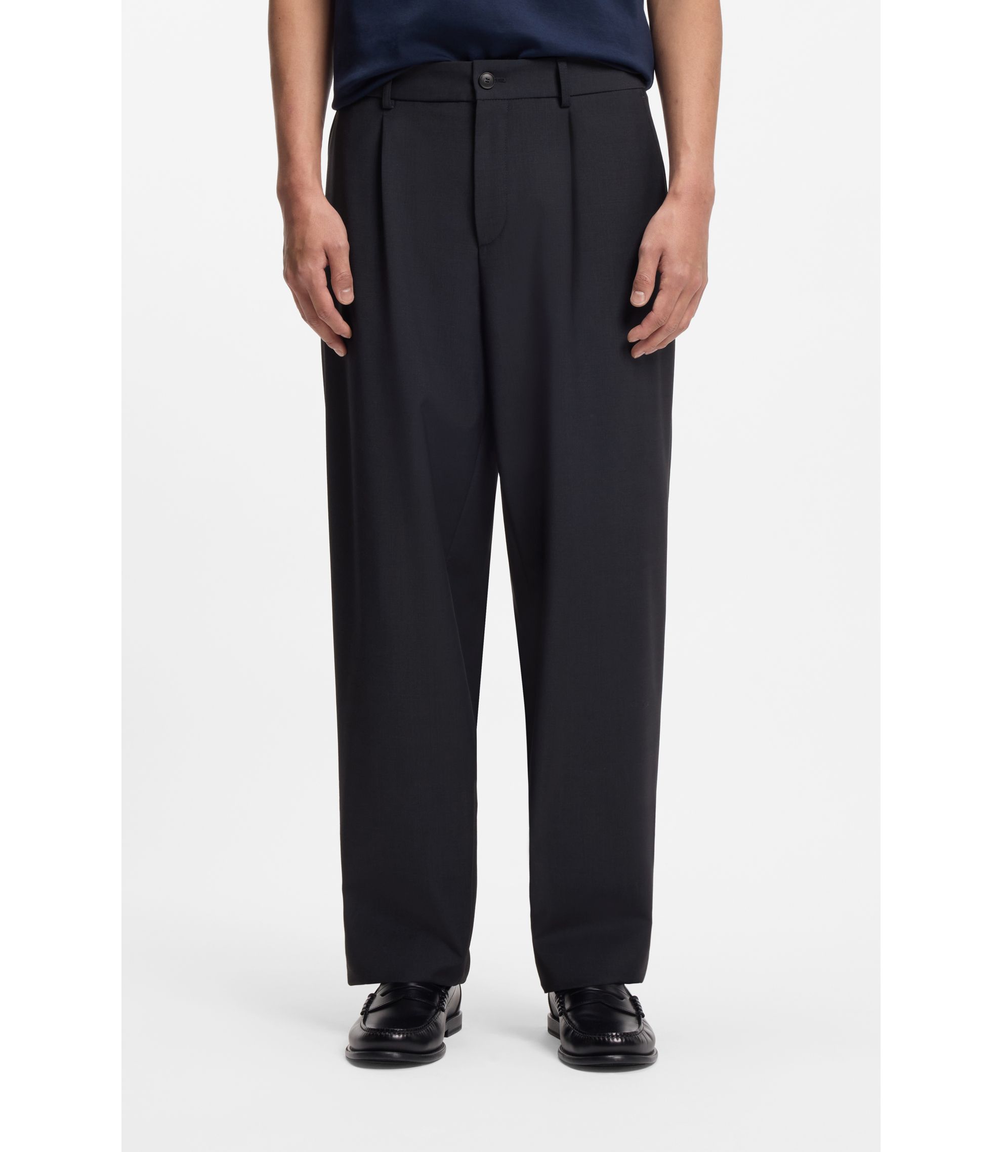 Tapered-Fit Hose aus waschmaschinenfestem Performance-Stretch-Gewebe