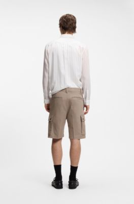 Stretch-cotton cargo shorts with pleat front, Light Brown