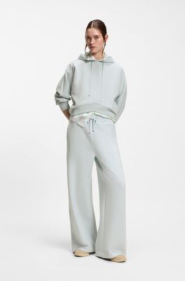 Bas de surv&ecirc;tement coupe d&eacute;contract&eacute;e avec monogramme Double B, bleu clair