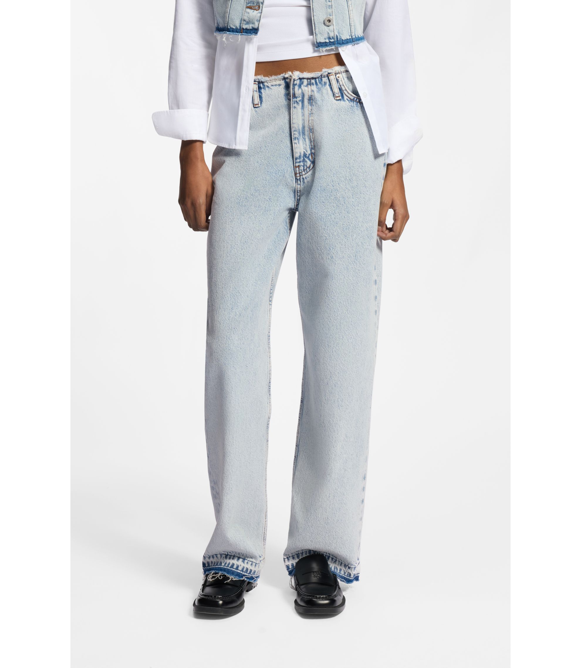 Loose-Fit Jeans aus festem hellblauem Denim