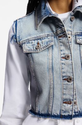 &Auml;rmellose Weste aus azurblauem Denim in Cropped-L&auml;nge, Hellblau