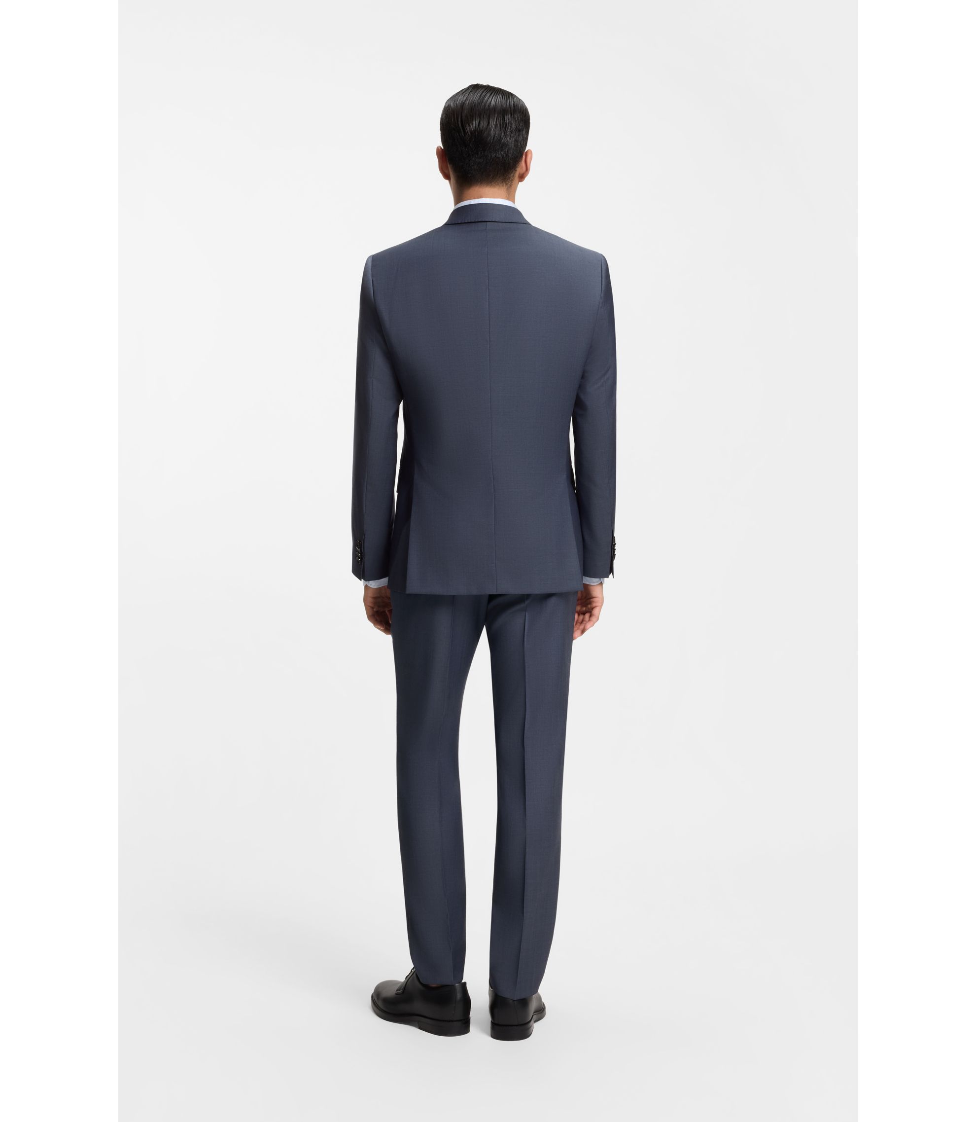 BOSS Guide | Wearing Suits in Summer | HUGO BOSS