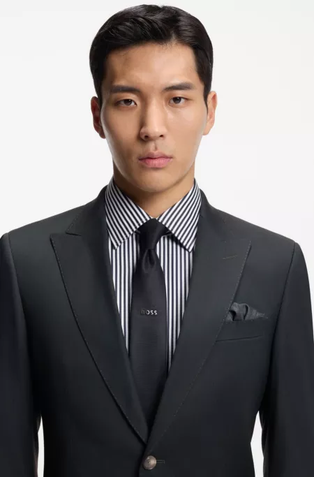 Two-piece slim-fit suit in a wool blend